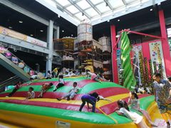 -蒙特利亲子乐园