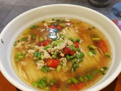 香辣鸡丝码面-杨裕兴(岳麓山店)