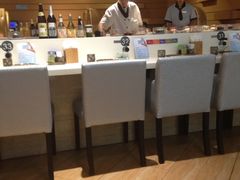 大厨在制作寿司-晴季寿司(红旗街万达店)