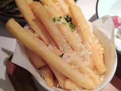 -阿妮叶李(光谷世界城店)