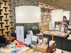 -茑屋书店(天目里店)