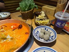 -洱火云南酸菜牛肉火锅(石景山当代商城店)
