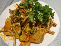 豆皮卷折耳根-贵州辣子鸡番茄鸡