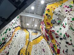 -问山MountQuest攀岩馆