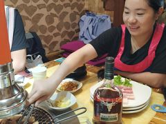 -牛信亭韩国料理·炭火烤肉(紫藤路店)