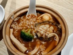 活鲍鱼捞饭-小船渔村•大连菜•大连焖鱼(黄河路店)