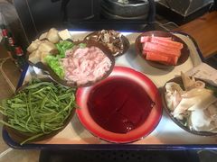 -周幺妹重庆老火锅(银泰城总店)