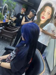 点击看大图 -藤野造型专业烫染接发