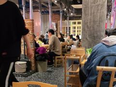 大堂-么肆烤肉·中式自助·烤肉大排档(街道口季佳PAI店)