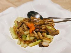 蟹腿肉炒芦笋-成隆行·蟹王府(九江路店)