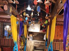 -吴氏老牌坊云南鱼豆花火锅店(通江街店)