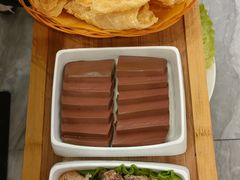 -鸿喜牛·潮汕鲜牛肉火锅(海浪湾店)