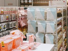 -名创优品(山东青岛华润万象城店)