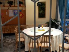 -香山湖家家宴(中山陵店)