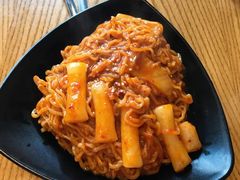 辛拉面炒年糕-幸屿 创意料理(永嘉天地店)