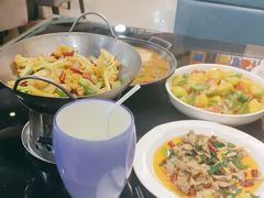 -醉美云南·云南菜主题餐厅(昆明站北京路双龙商场店)