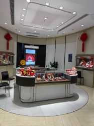 -周生生Chow Sang Sang(新世界店)