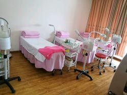 -成都苗方清颜专业祛痘