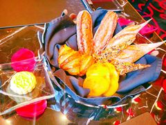 餐前面包-L'ATELIER de Joel Robuchon(外滩18号店)