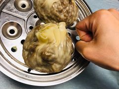 咸蛋黄香肠烧麦-潮妈小食