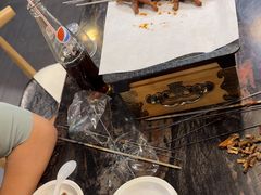 -郑贵初烧烤·烤凤爪的发明者(王家湾店)