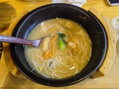 -勺子米线·云南传统小吃市集(四方街店)