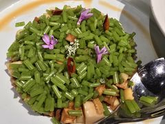 芦蒿春竹笋拌鲍鱼丁-狮王府淮扬菜(老门东店)