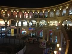 -王府井奥莱临潼小镇(临潼店)