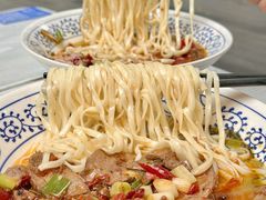 -李与白包子铺(桐梓林店)