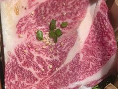-山川小町·极番烧肉(新地假日广场店)