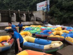 -龙井峡漂流