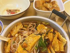 -丽丽三鲜螺蛳粉(田林路店)