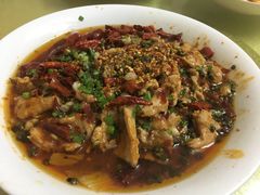 水煮牛肉-芽庄老成都川菜馆
