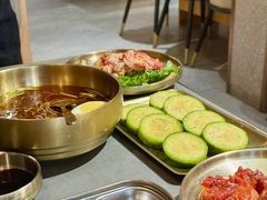 -围炉肉舍丹东海鲜烤肉·烤活鳗(步行街店)