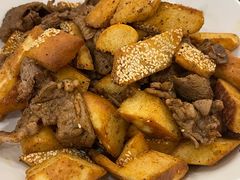 -汗腾格里·风味餐厅(新疆驻京办店)