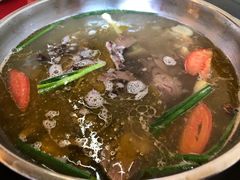 -老石黑山羊毛驴肉火锅(金凯广场店)