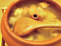 -云海肴·汽锅鸡·云南菜(天山百盛优客店)