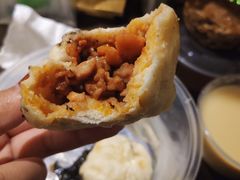 奥尔良鸡腿包-老陶包子铺(南大西南村店)