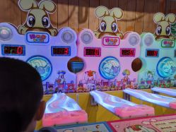 -卡通尼乐园(绿地缤纷城店)