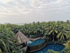 -三亚湾海居铂尔曼度假酒店