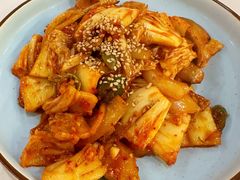 辣白菜炒五花肉-芝湖参鸡汤(CP静安店)