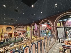 -MELAND CLUB•花园城堡主题亲子乐园•派对•餐厅(广州乐峰广场旗舰店)