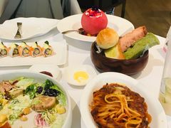 覆盆子水果冰淇淋气球-佐度王子扒房(西城红场店)
