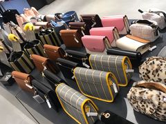 -URBAN REVIVO(欢乐海岸购物中心店)