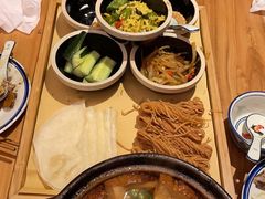 -挂旗柴锅鸡(蚌山区嘉年华店)