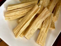 -渝尚香辣虾干锅鸭头