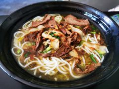 -花溪巷牛肉粉(泉城路店)