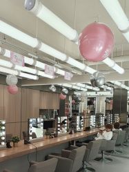 -Z.X HAIR SALON张新美业