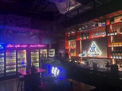 -UP嘻哈酒吧(粉巢店)