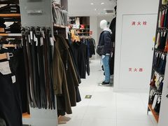 -优衣库(北京万柳华联购物中心店)